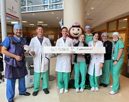 The Ohio State University Wexner Medical Center randomized the first patient in the world in a clinical trial evaluating the effectiveness of a device designed to alleviate heart failure symptoms. 