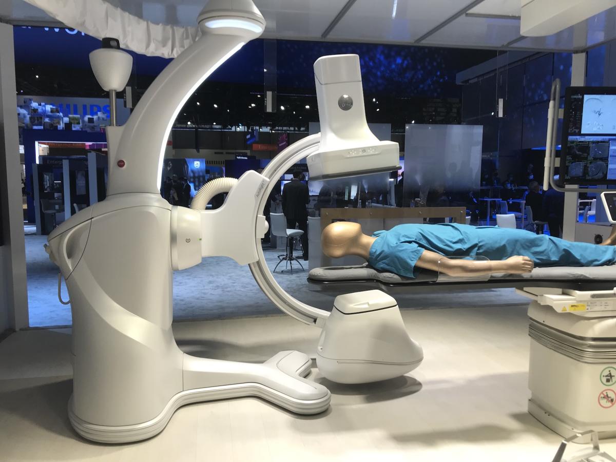The GE Healthcare Allia IGS7 system at RSNA 2021.