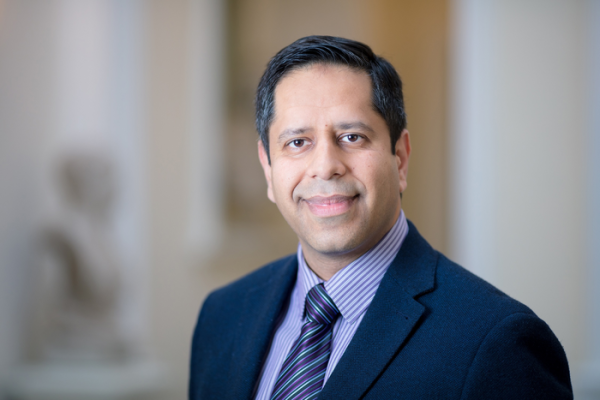 Dr Aamir Hameed, Lecturer in the Department of Anatomy and Regenerative Medicine and a Principal Investigator with the Tissue Engineering Research Group at RCSI University of Medicine and Health Sciences 